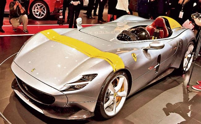 विश्व के सिर्फ 499 भाग्यशाली लोग ही कर पायेंगे इस फरारी की सवारी