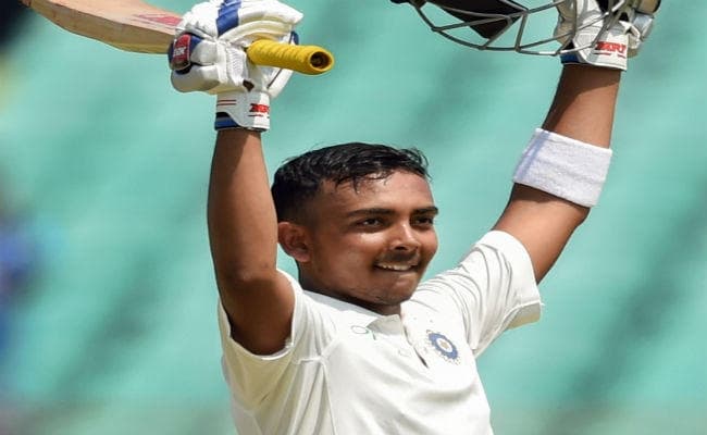 राजकोट में पृथ्‍वी का ''शो'', डेब्‍यू सेंचुरी के साथ शॉ ने लगायी रिकॉर्डों की झड़ी