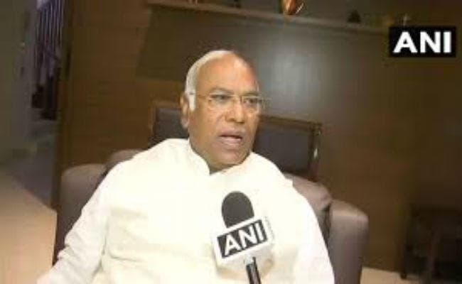 ये कैसा बयान! BJP और RSS के नेताओं के घर से कुत्ते ने भी आजादी के लिए बलिदान नहीं दिया