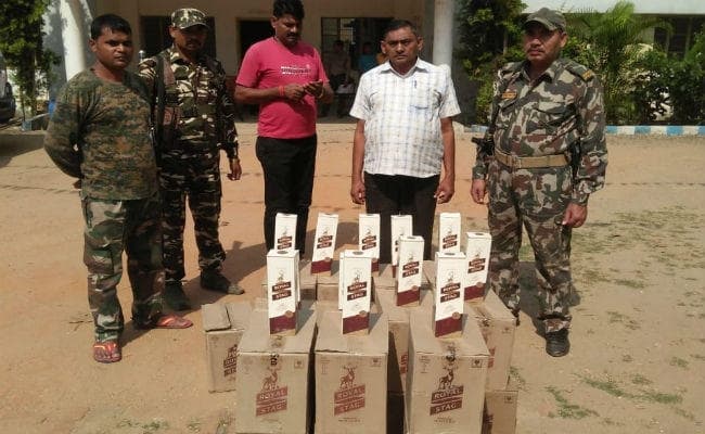 गोरहर थाना ने भारी मात्रा में अवैध अंग्रेजी शराब लदा वाहन किया जब्‍त