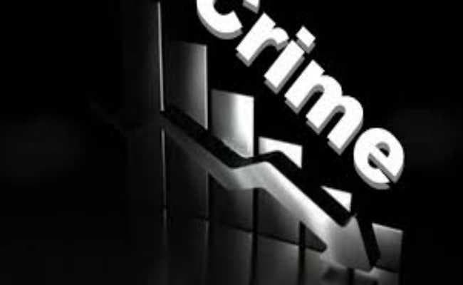 पुलिस का दावा, इस बार और गिर गया अपराध का ग्राफ