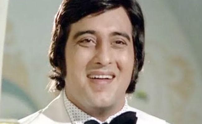 B''Day: डैशिंग एक्‍टर विनोद खन्‍ना ने जब अमिताभ बच्‍चन को दी थी टक्‍कर, जानें खास बातें