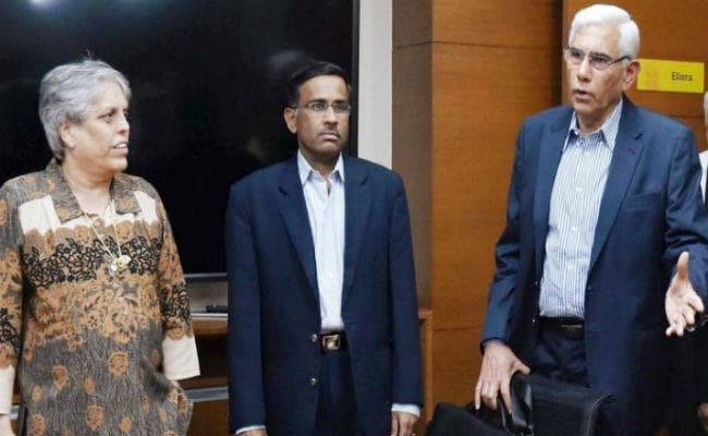 फ्री पास विवाद : बीसीसीआई ने अपने कोटे का टिकट घटाकर आधा किया