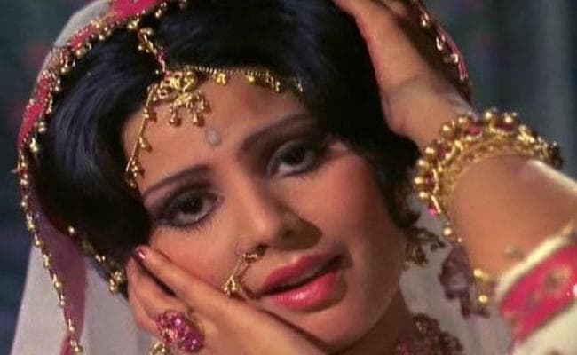 उत्तर प्रदेश : अभिनेत्री सुलक्षणा पंडित के भांजे ने वृंदावन में की आत्महत्या