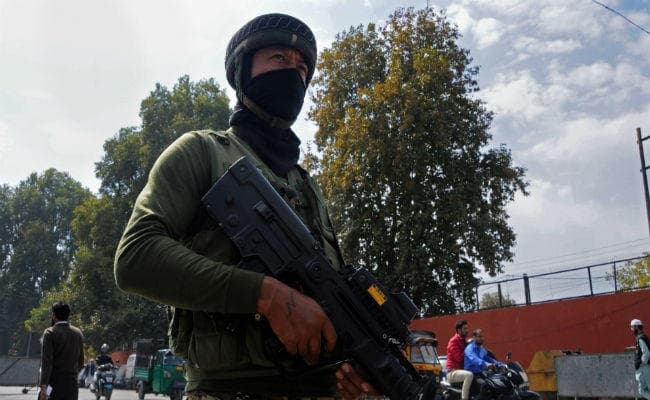 जम्मू-कश्मीर : निकाय चुनाव कल, घुसपैठ की कोशिश में 250 आतंकी, सुरक्षा के पुख्‍ता इंतजाम