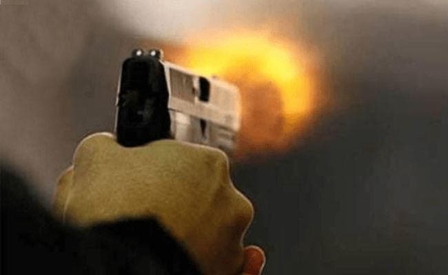 सिरसी गांव में 100 राउंड फायरिंग, गांव की घेराबंदी कर गोलीबारी में शामिल अपराधियों को दबोचने में जुटी पुलिस