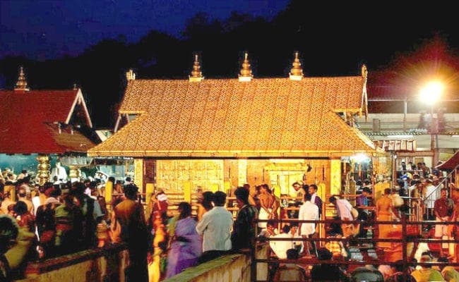सबरीमाला मंदिर में महिलाओं के प्रवेश के फैसले पर पुनर्विचार के लिए याचिका दायर
