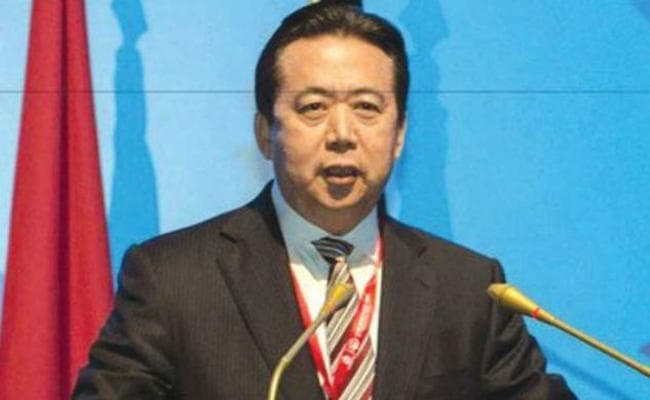 चीन ने इंटरपोल के पूर्व प्रमुख लगाया रिश्वतखोरी का आरोप