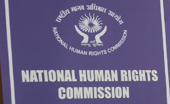 बिहार के सुपौल में लड़कियों को पीटने के मामले में एनएचआरसी ने नोटिस जारी किया