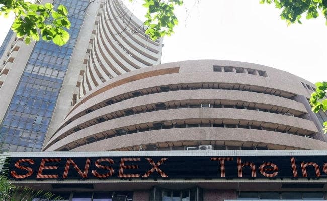 बैंकिंग और ऑटो शेयरों में लिवाली का दौर लौटने से 461 अंक उछला सेंसेक्स