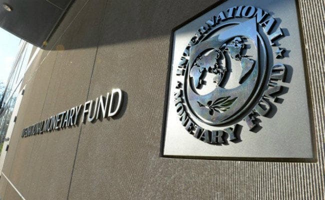 IMF की चेतावनी : मंदी से डूब जायेंगे अमेरिका के 5,000 अरब डॉलर