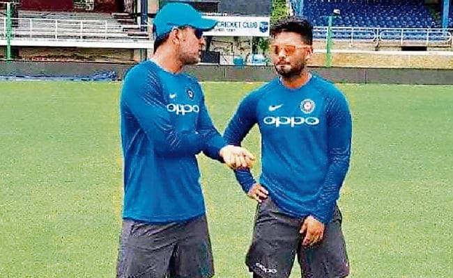 झारखंड के लिए विजय हजारे ट्रॉफी के नॉकआउट मैच खेल सकते हैं धौनी