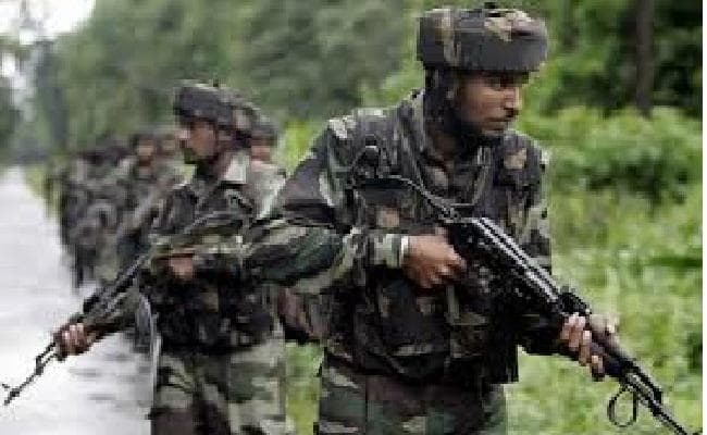 पाक के संघर्ष विराम उल्लंघन में सेना का एक जवान घायल, हंदवाड़ा में दो आतंकी ढेर