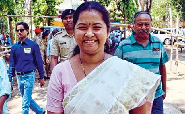 Jharkhand : मधु कोड़ा की पत्नी गीता कोड़ा कांग्रेस में शामिल, राहुल गांधी के सामने ली पार्टी की सदस्यता