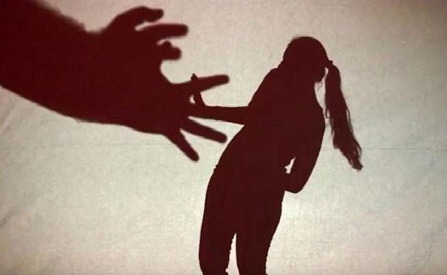 Me Too: दुनिया भर में युवतियां लगातार शोषण का कर रही हैं सामना