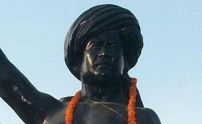 बिरसा मुंडा की सबसे ऊंची मूर्ति समय पर बनाना चुनौती