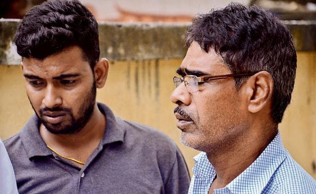 पटना : बीमार पति की मौत, डॉक्टरों ने दी जानकारी तो अस्पताल की छत से ही कूद गयी पत्नी