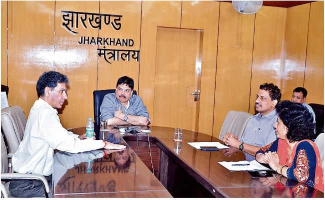 जलस्रोतों के अतिक्रमण की निगरानी के लिए समिति बनाये सरकार : हाइकोर्ट