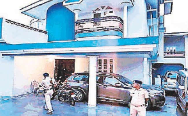 रघुराम रेड्डी के घर एनआइए की जांच, नक्सलियों, उग्रवादियों को आर्थिक मदद से संबंधित दस्तावेज जब्त