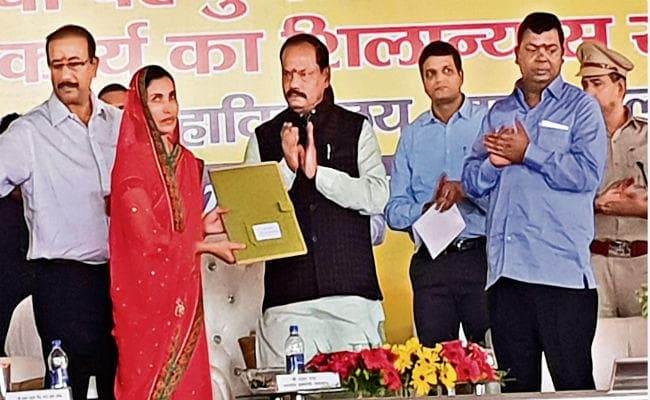 रांची : 15 नवंबर से पूर्व 50 हजार लोगों को मिलेगी नौकरी : रघुवर दास