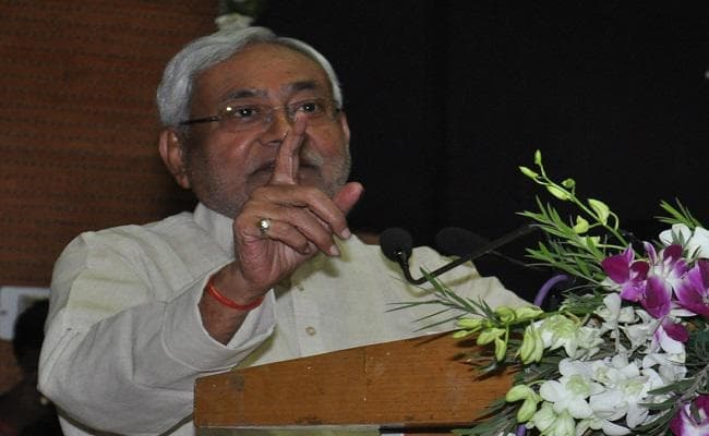 बहुत से लोग प्रचार के चक्कर में करते हैं उटपटांग काम : नीतीश