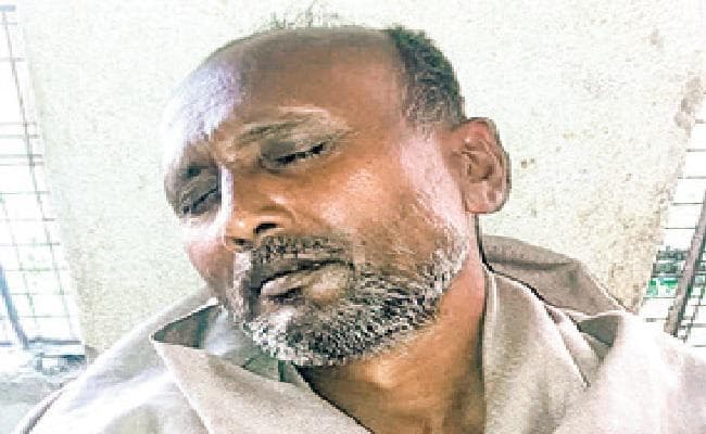 दरभंगा : जादू-टोना के आरोप में बुजुर्ग से मारपीट कर पिलाया मैला, डीएमसीएच में कराया गया भर्ती