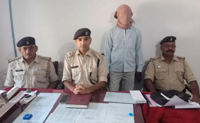 हजारीबाग : 50 हजार के इनामी अपराधी को पुलिस ने दबोचा, 16 साल से था फरार