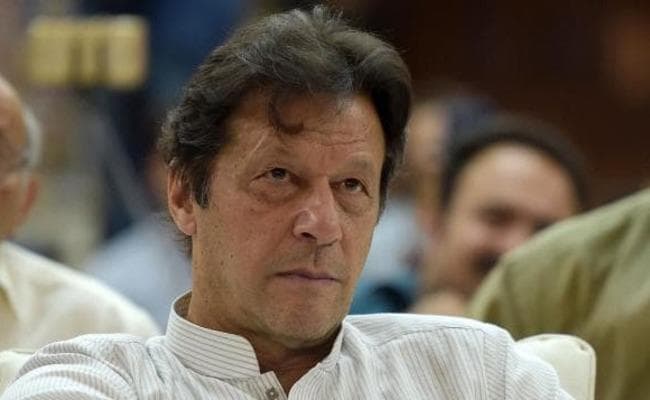 पाक उपचुनाव : इमरान की पार्टी को झटका, नवाज शरीफ की पार्टी की संख्या में सुधार