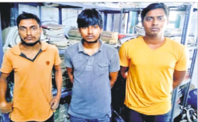 किराना दुकान की आड़ में ब्राउन सुगर का कारोबार, ब्राउन सुगर के साथ तीन गिरफ्तार