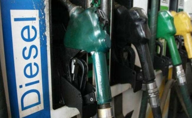 केंद्र की राहत 10 दिनों में ही हो गयी बराबर, 2.51 पैसा महंगा हुआ डीजल