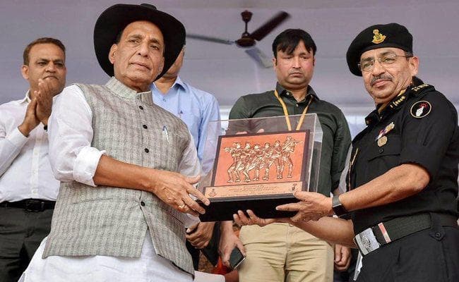 गृह मंत्री ने कहा - अकेले दम पर अंजाम दिये जानेवाले आतंकी हमले भारत के लिए चुनौती