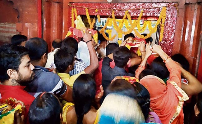 सारण : आमी में मां दुर्गा के कालरात्रि रूप की हुई आराधना