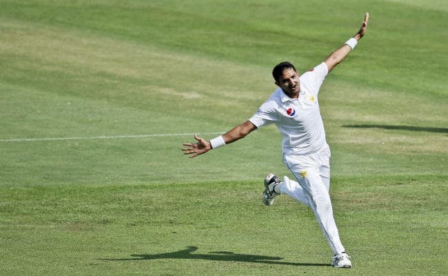 ऑस्ट्रेलिया 145 रन पर ढेर, पाक ने गंवाया हफीज का विकेट