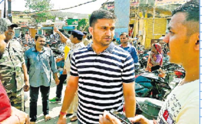 पूजा को लेकर सुरक्षा का पुख्ता इंतजाम, जगह-जगह जवान तैनात