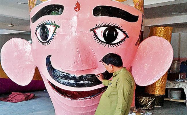 23 साल से रावण का पुतला बना रहे गया के मो मुस्लिम