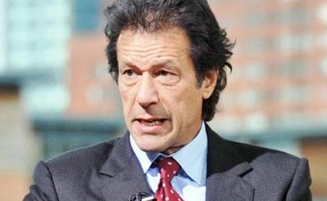 इमरान खान को अयोग्य ठहराने की मांगवाली याचिका खारिज