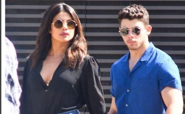 जीजा निक से जूता चुराई में मोटी रकम वसूलने वाली है प्रियंका चोपड़ा की यह एक्ट्रेस बहन