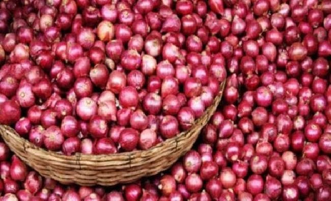 फिर रुला सकती है प्याज की कीमतें,  दिल्ली के थोक बाजार में बढ़ें दाम