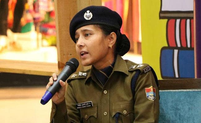 नये स्कूल में एडमिशन के लिए दर-दर भटक रही प्राइवेट बोर्डिंग स्कूल में गैंग रेप की पीड़िता