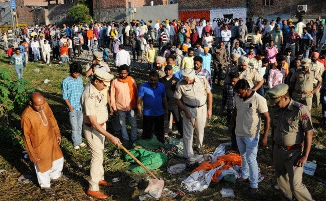 अमृतसर हादसा ‘रेल दुर्घटना'' नहीं, नहीं होगी कोई जांच : रेलवे