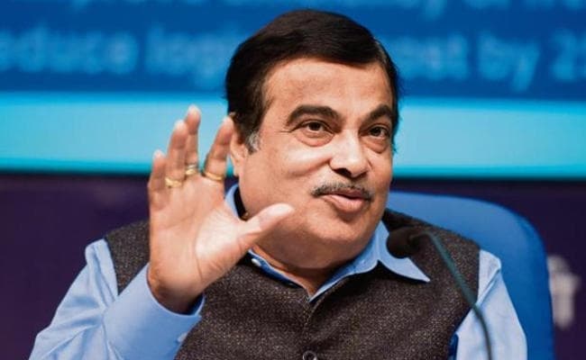 नितिन गडकरी बोले : मार्च तक 200 घाट, श्मशान घाटों का काम पूरा करने पर जोर