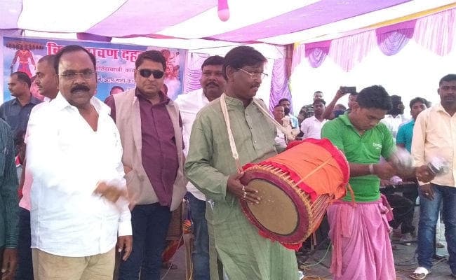 सरायकेला : नीमडीह के झिमड़ी में रावण दहन का आयोजन, उमड़े 30 हजार से अधिक लोग