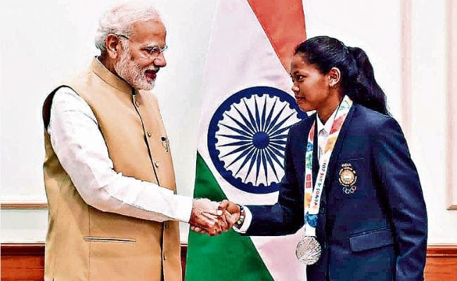 झारखंड की बेटी सलीमा को प्रधानमंत्री नरेंद्र मोदी ने किया सम्मानित