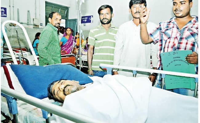 हाइड्रोसील ऑपरेशन के बाद सर्जरी विभाग में फिर एक मौत रूम में ताला लगा भाग गयीं नर्सें, 12 घंटे तक पड़ा रहा शव