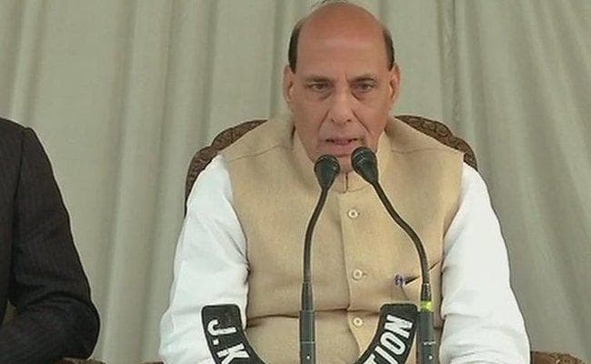 गृह मंत्री ने पाकिस्तान को दी नसीहत, वार्ता के लिए पहले आतंकवाद पर लगाम लगाये