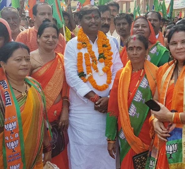 छत्तीसगढ़ में अर्जुन मुंडा बने भाजपा के स्टार प्रचारक, दंतेवाड़ा से शुरू किया अभियान