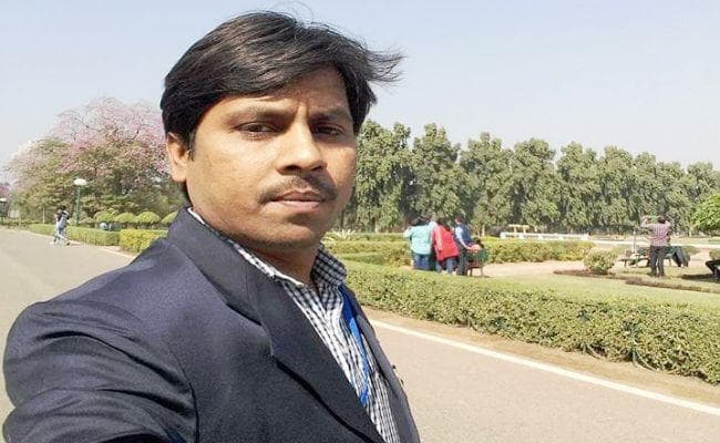 कविता और गजलों का अनूठा संग्रह है कवि पंकज भूषण पाठक ''प्रियम'' की ''लफ्ज़ समन्दर''