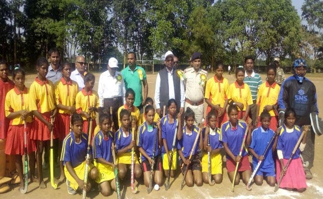 सिमडेगा : विधायक पौलुस सुरीन बोले, बरवाडीह स्टेडियम को बनाया जायेगा स्ट्रोटर्फ स्टेडियम