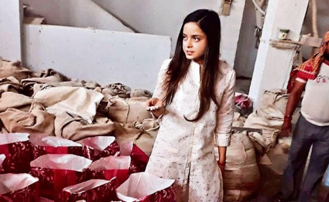 रांची : गंदे पानी में धोयी जा रही थी दाल, रंगने की तैयारी थी, पांच सैंपल जब्त