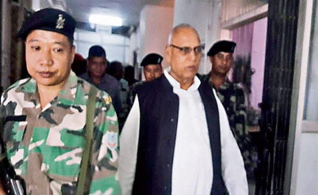 मरीज के साथ हुए दुर्व्यवहार की सूचना मिलने पर रिम्स पहुंचे स्वास्थ्य मंत्री, कहा, डॉक्टर साहब! मरीजों को लौटाइए नहीं